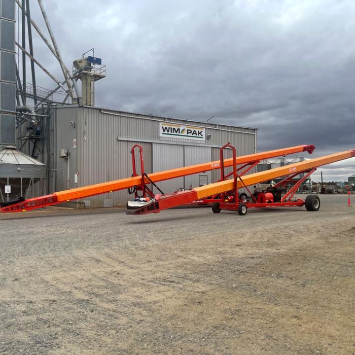 Small and large conveyors